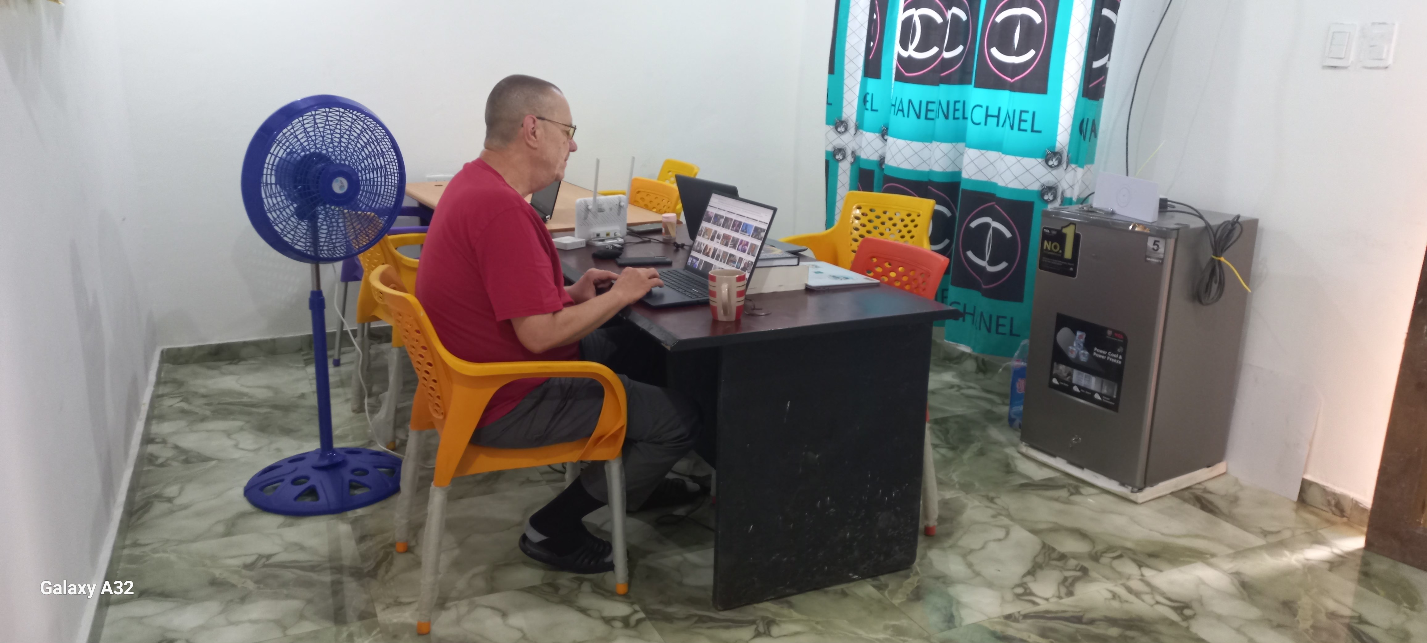 Working in the Jetro Office