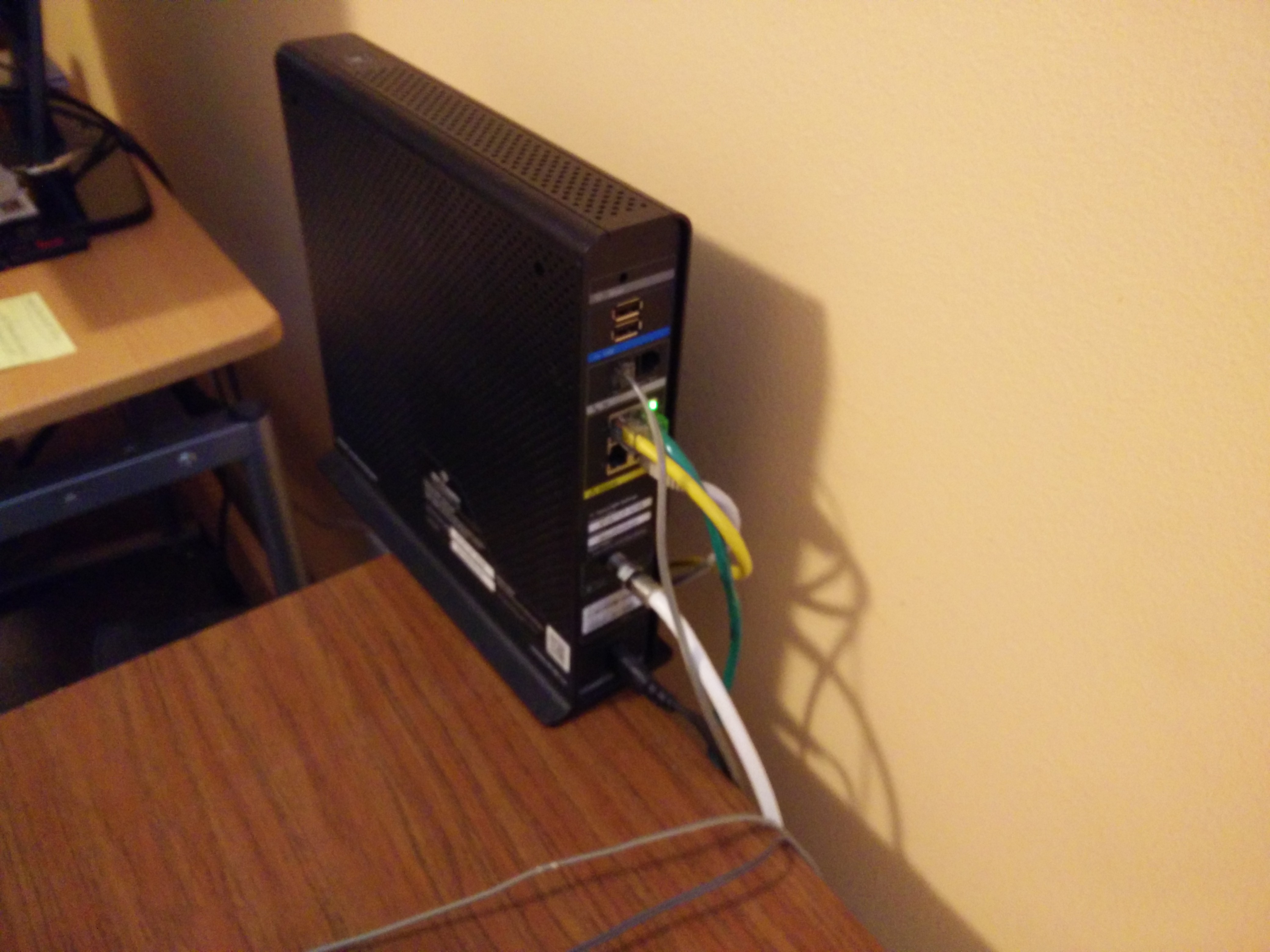 Comcast router back